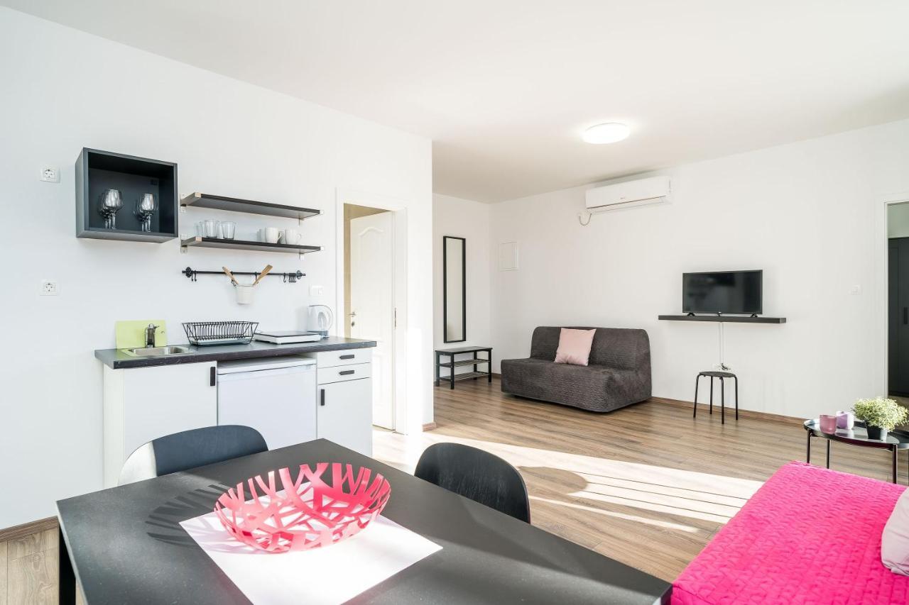 Residence & Pool Villa Schwarz Suites Кавтат Стая снимка