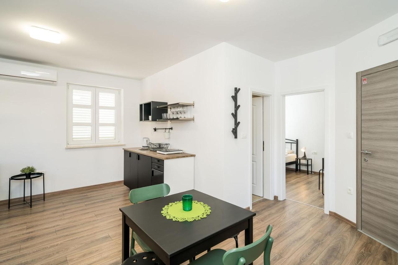 Residence & Pool Villa Schwarz Suites Кавтат Стая снимка